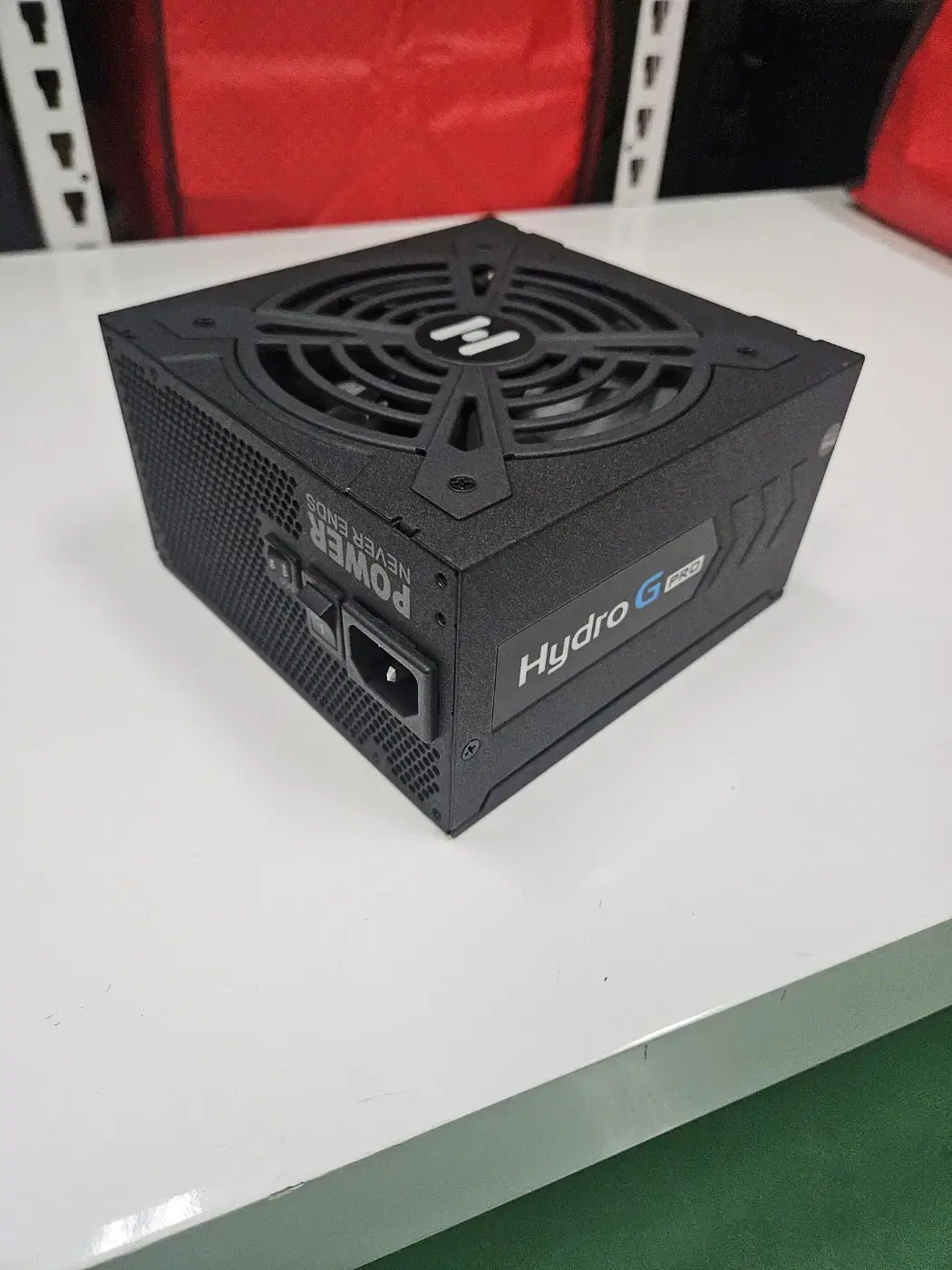 FSP Hydro G 1000W 풀모듈러 판매합니다.