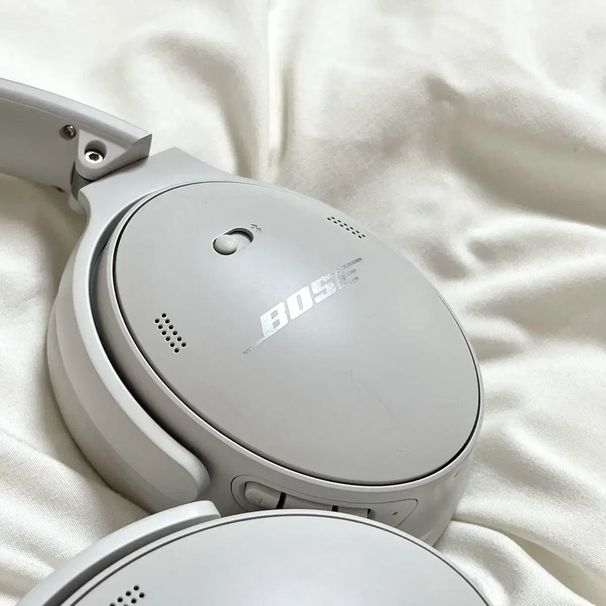 bose qc45 헤드셋 (하자 없이 깨끗)