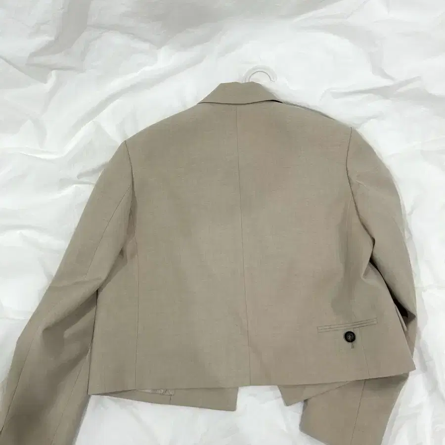 [루에브르 LOEUVRE] Notched Crop Jacket SW1SJ