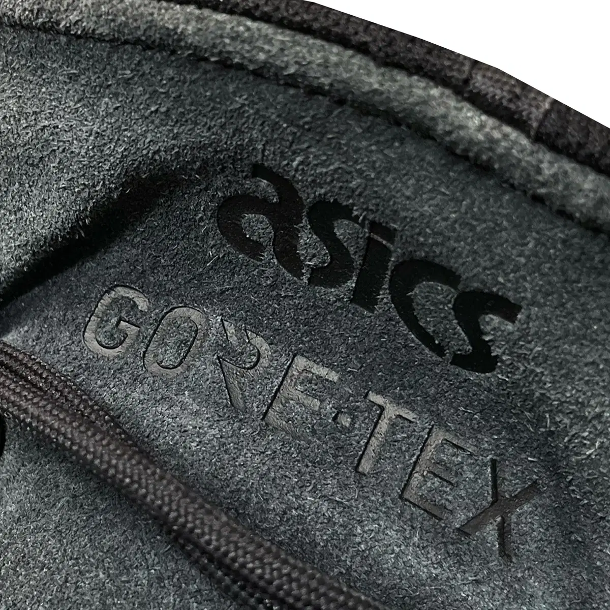 논네이티브 x 아식스 (Nonnative x Asics)