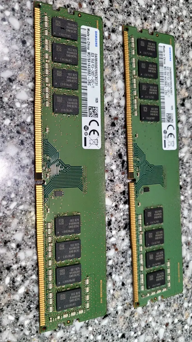 DDR4 8G 데스크탑 메모리 2개