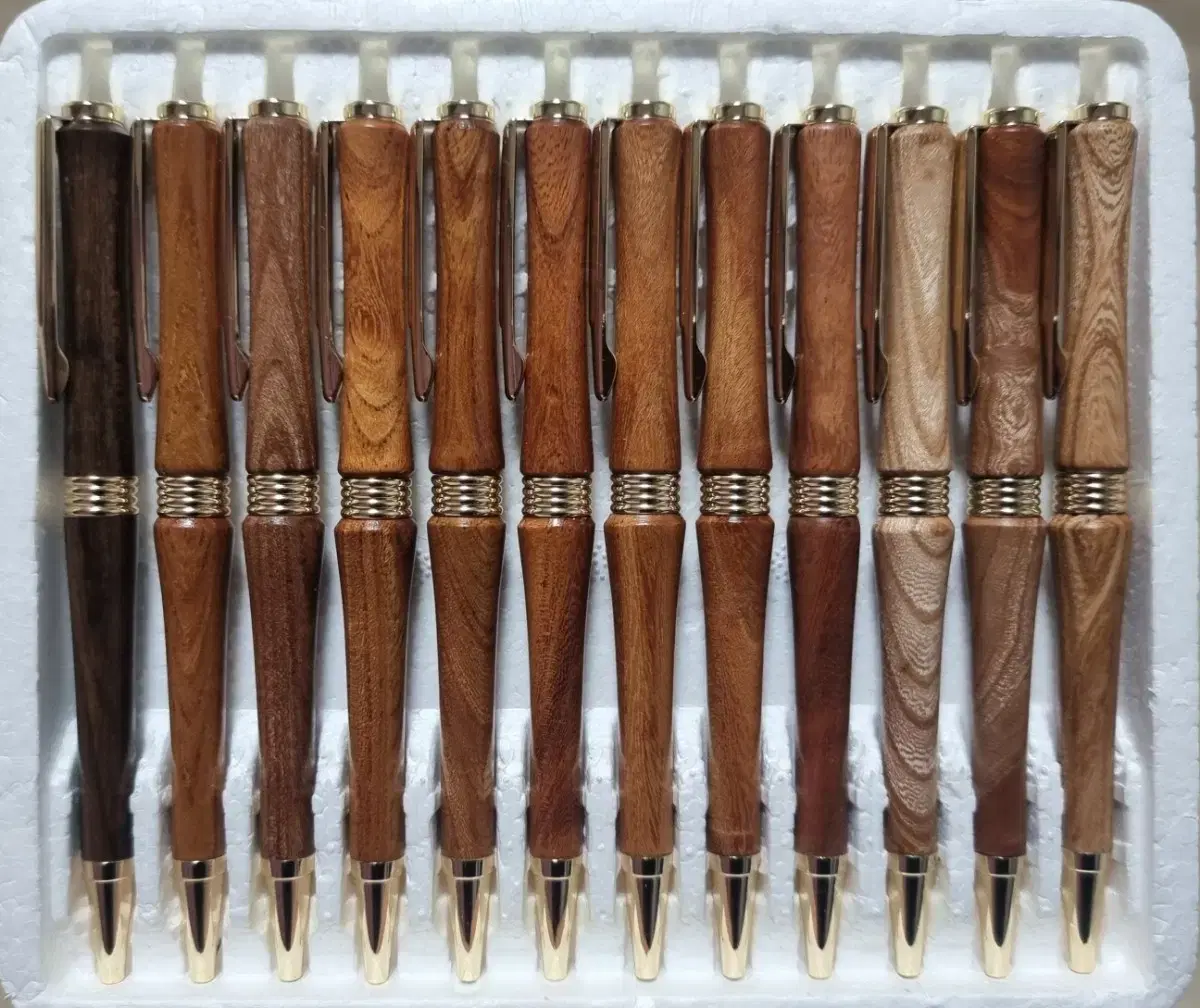 Sell wooden pens