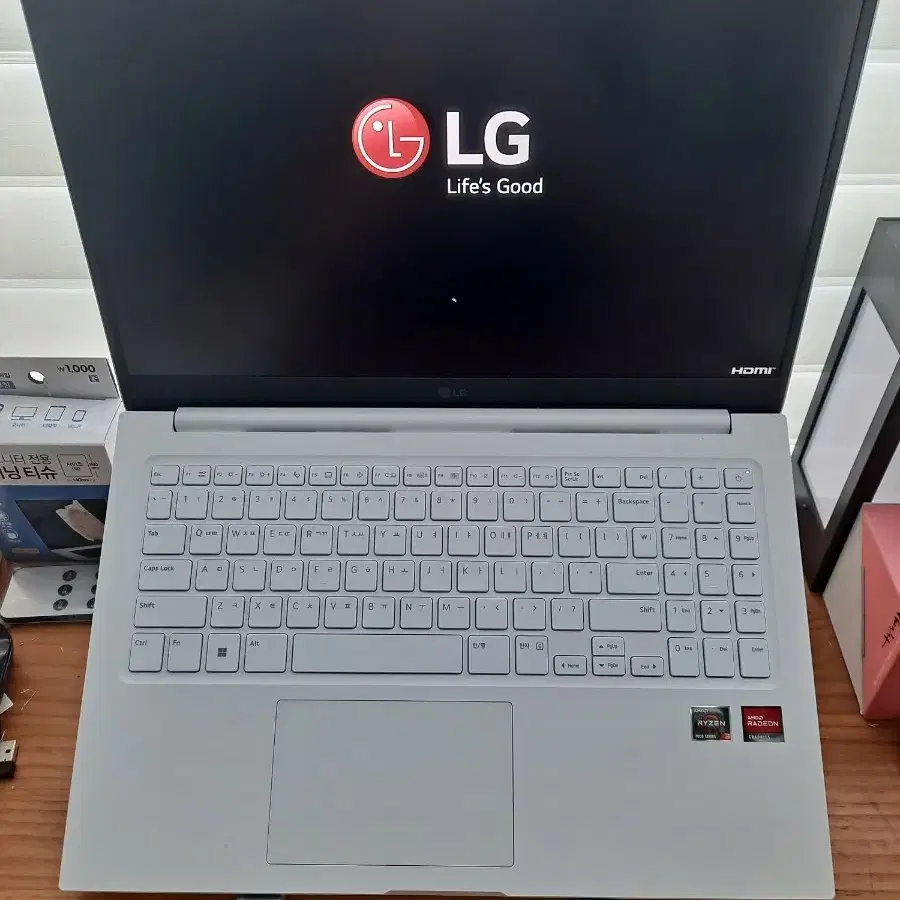 LG 울트라pc 노트북 15U40R(거의 새것)