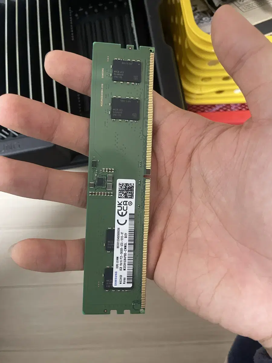 Ssd ddr4 ddr5 새제품 팝니다.