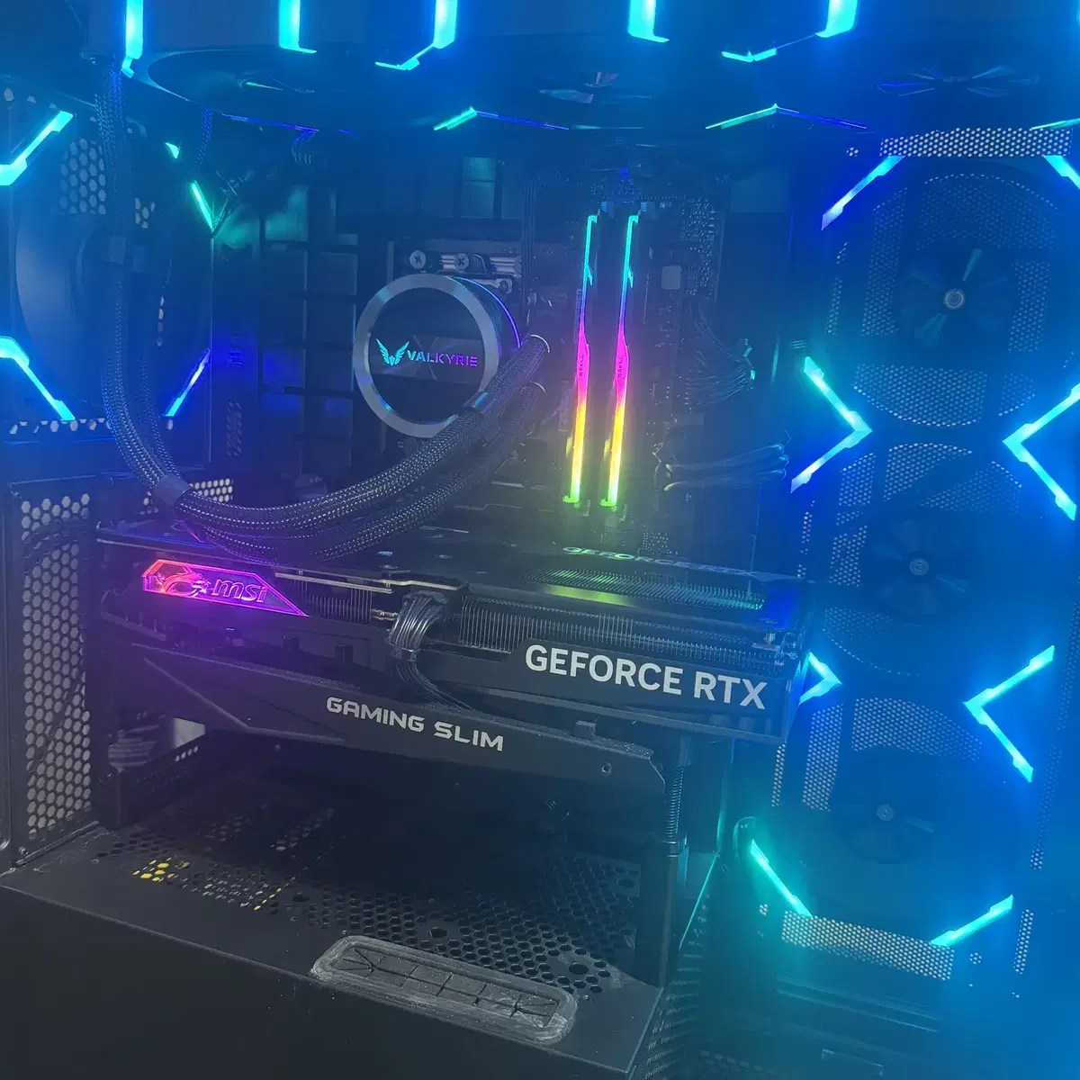 7800x3d ,4070s 데스크탑 판매합니다