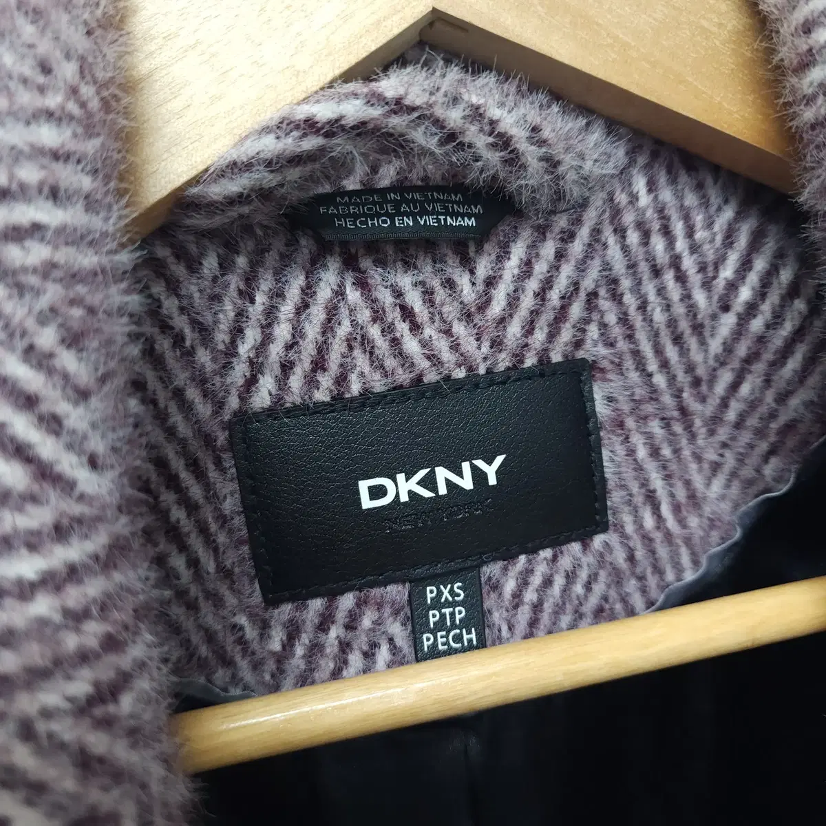 도나카란뉴욕 DKNY 소프트 터치 헤링본 코트 XS