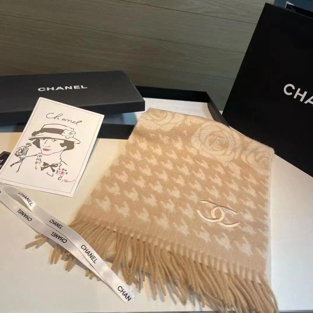 Chanel 샤넬 여사 스카프 정품