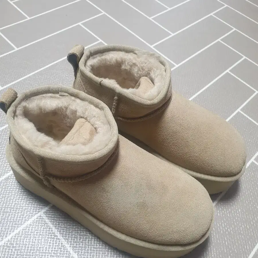 어그부츠 UGG 240사이즈 미사용