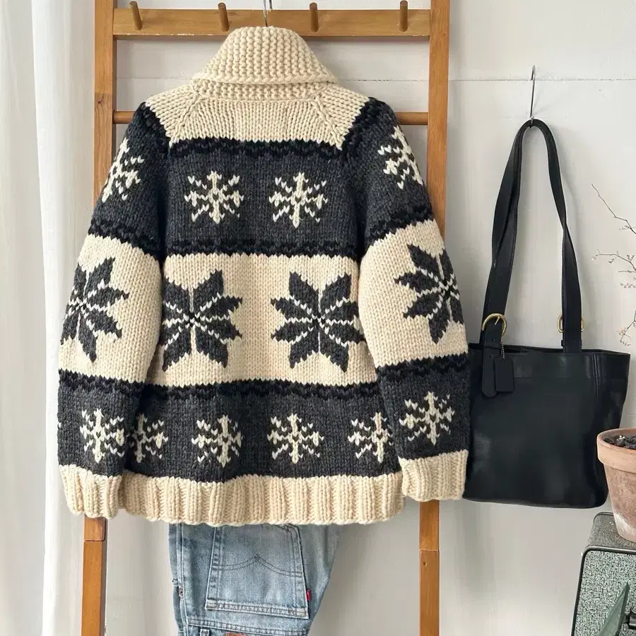 CANADIAN SWEATER COMPANY 캐나다 코위찬 가디건