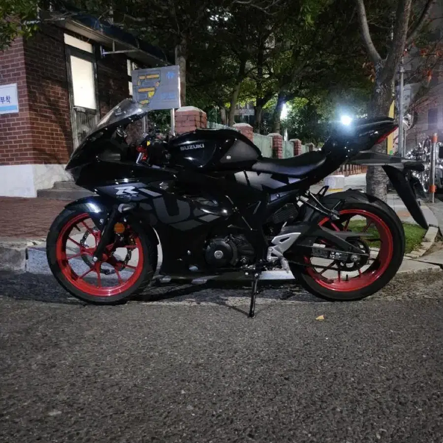 23년식 스즈키 gsxr125