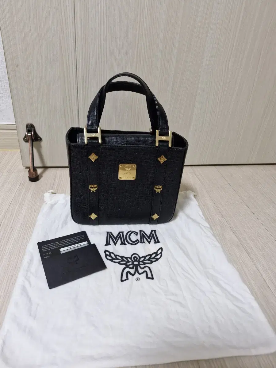 mcm 토드백