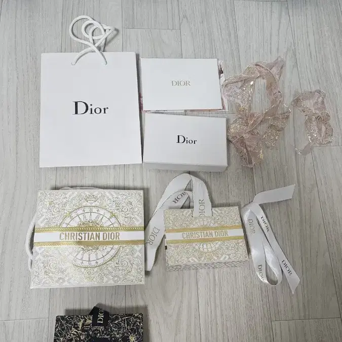 디올 쇼핑백 종이가방 상자 박스 dior 명픔