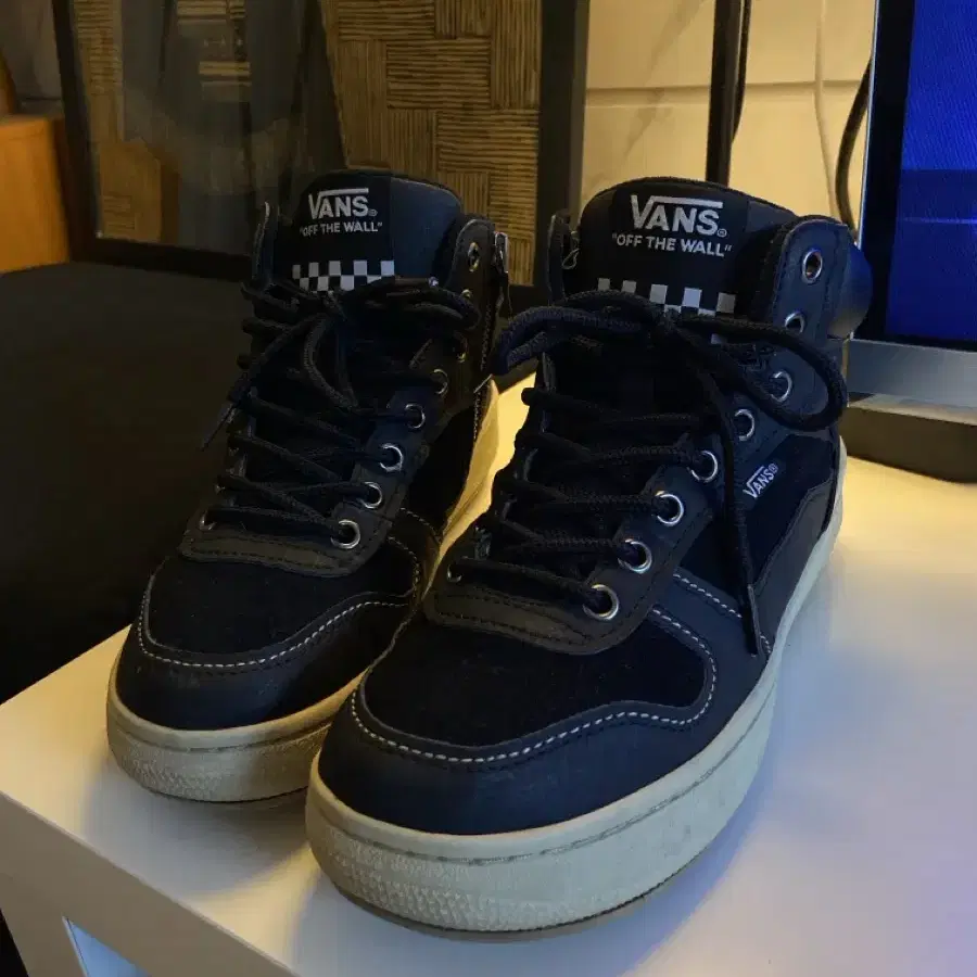 VANS  마그나  255   공용