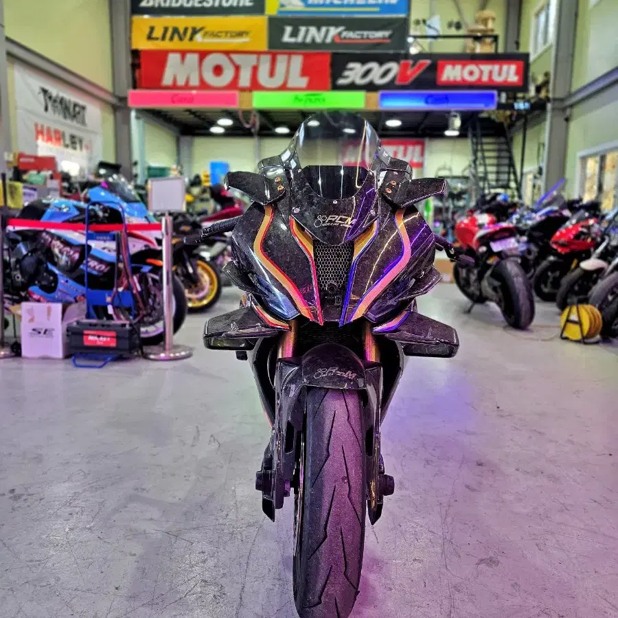 2021 S1000RR 레이스팩 포지드 풀카본 단조휠 만키로대 순정보유