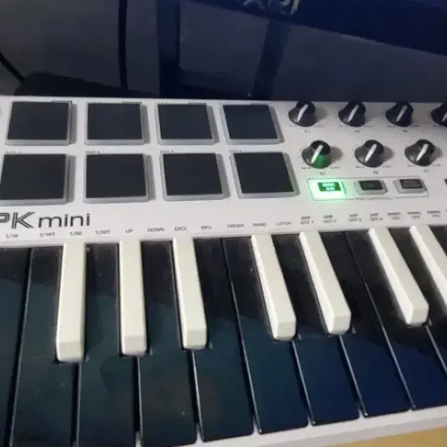 akai mpk mini