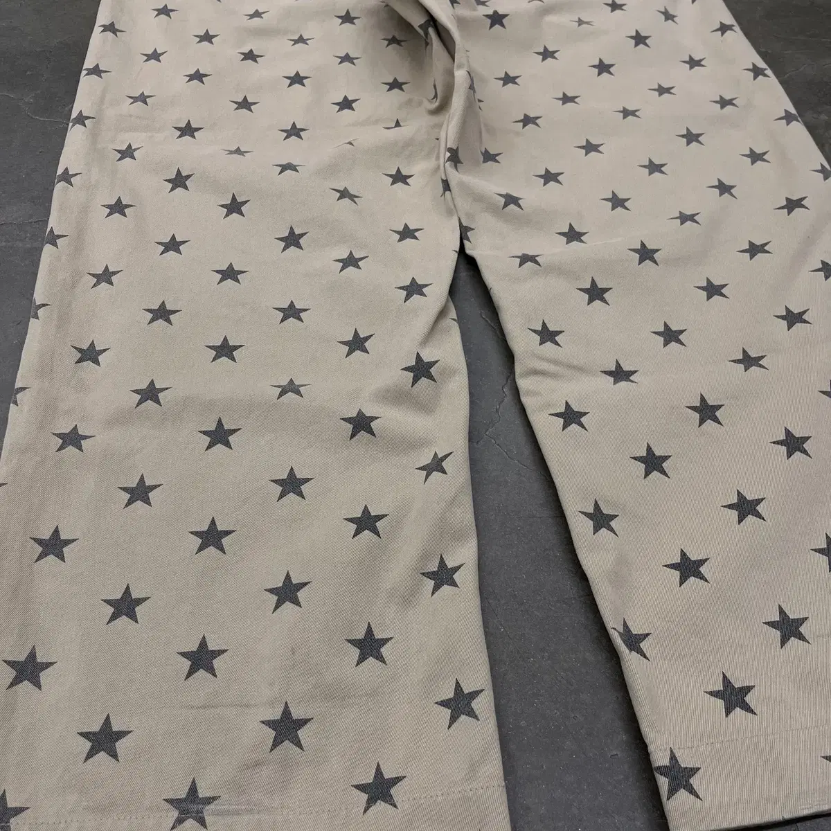 SUPREME PIN UP CHINO STARS PANTS