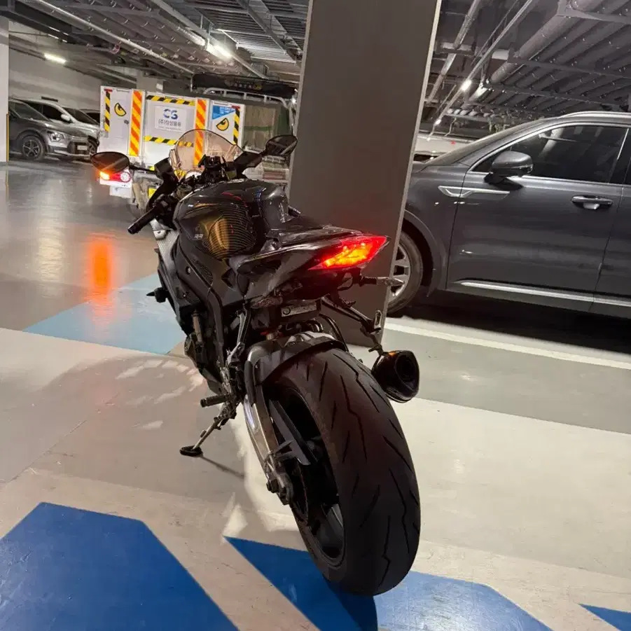 파주 13년식 s1000rr 팝니다