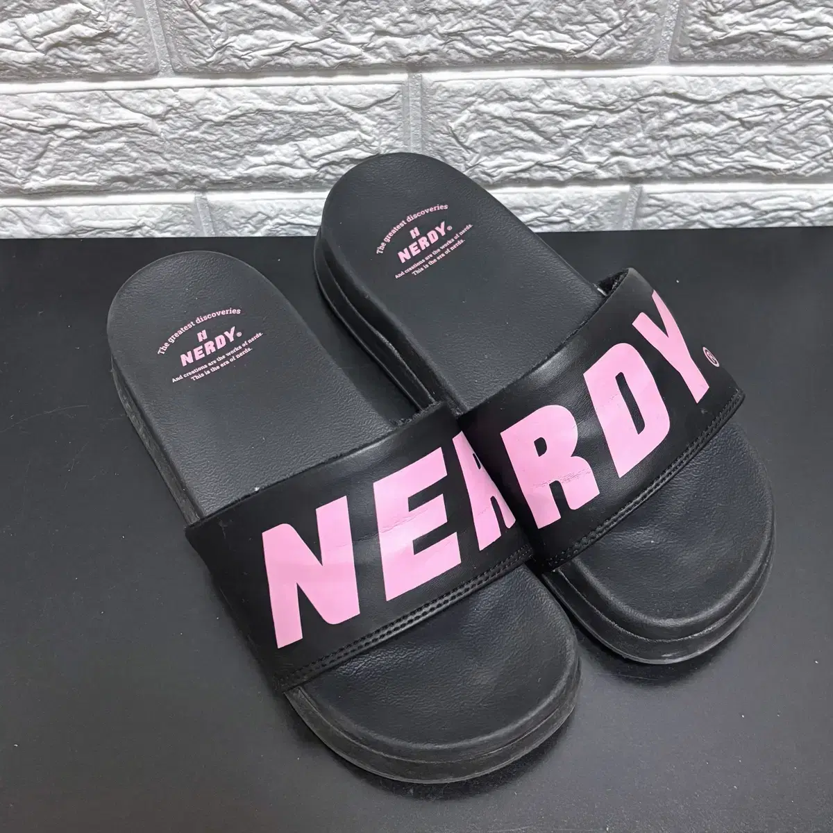 널디 검핑 블핑 블랙핑크 검정핑크 슬리퍼 슬라이드 230 nerdy 신발