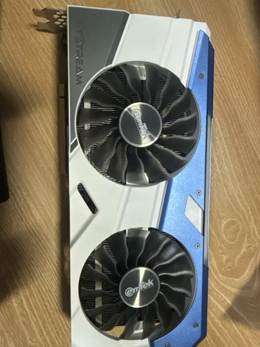 이엠텍 gtx1080 그래픽카드