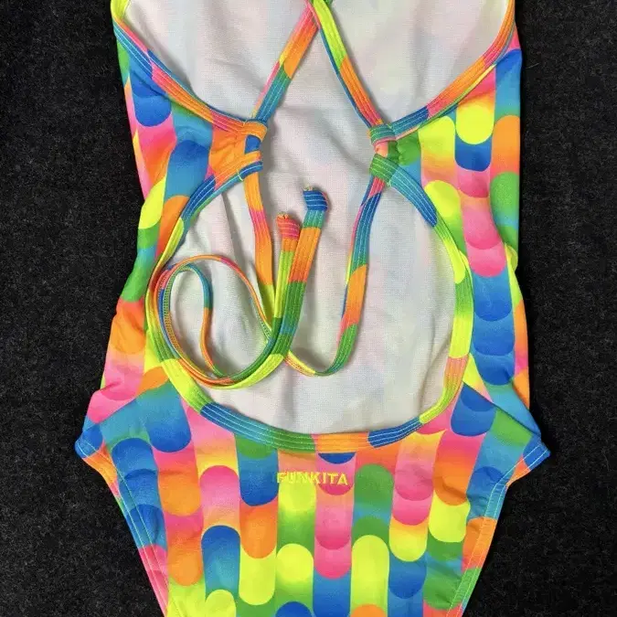 펑키타 블럭드 도티 w6 | FUNKITA