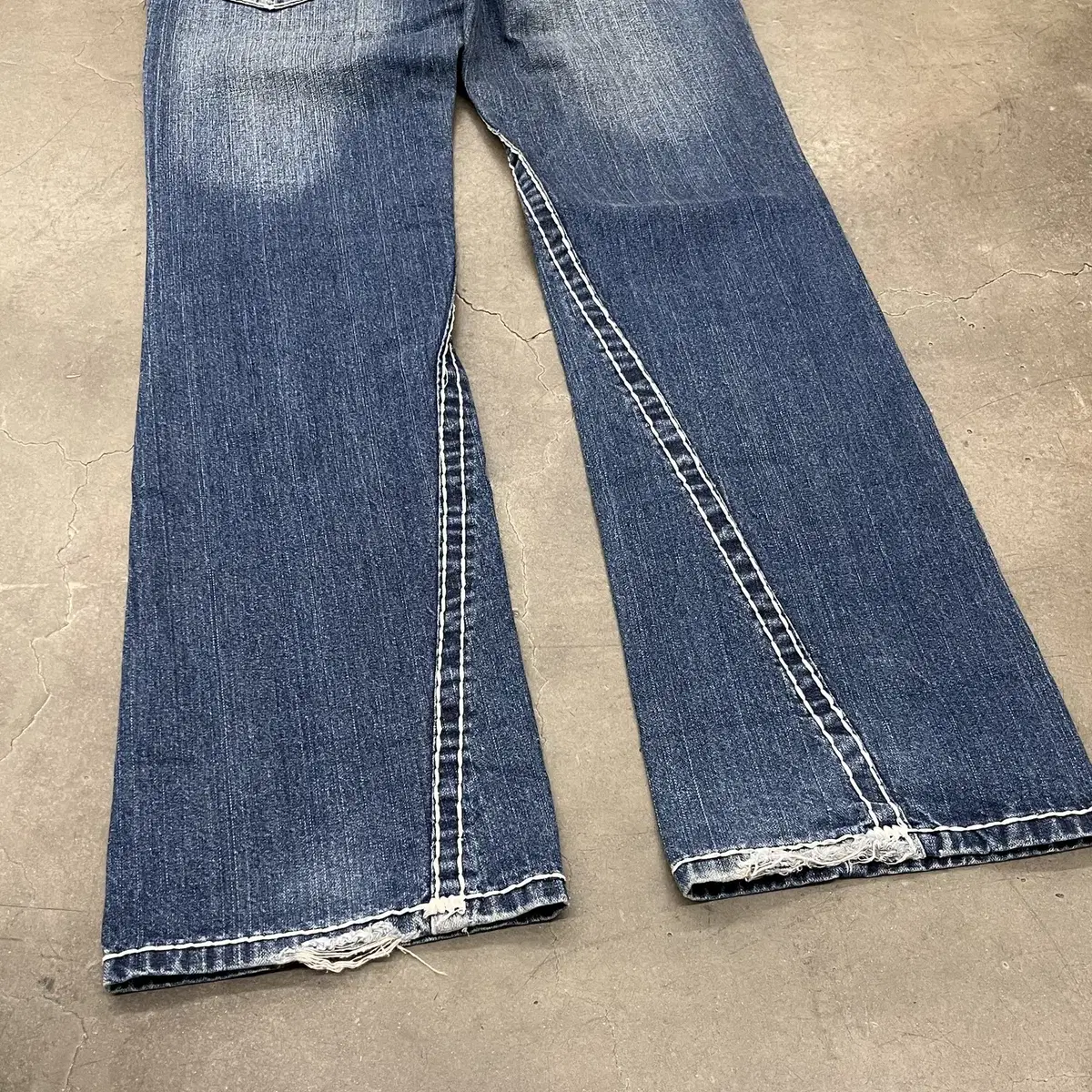 TRUE RELIGION FLARE DENIM PANTS