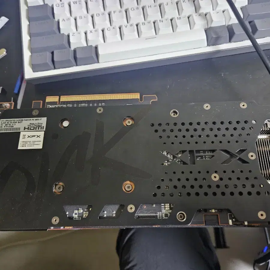 라데온 xfx rx6600xt 그래픽카드 팝니다