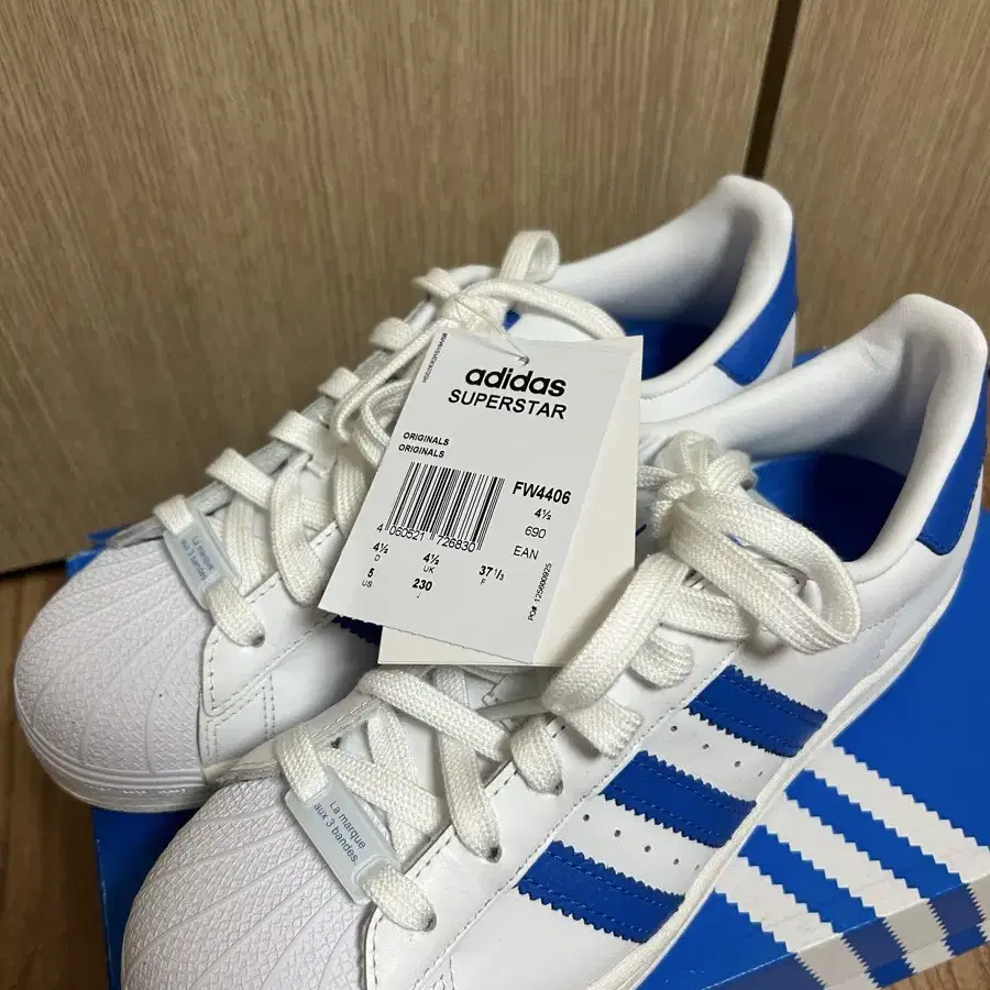 (새것)아디다스 슈퍼스타 화이트 블루버드 Adidas Superstar