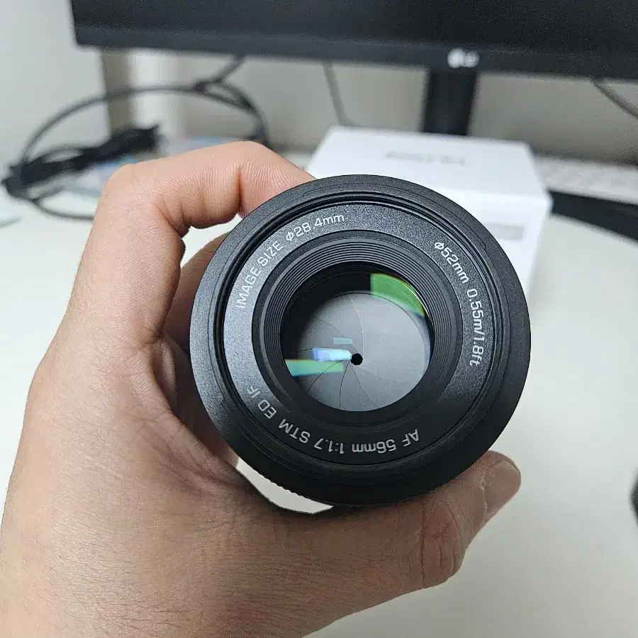 빌트록스 56mm f1.7 z마운트