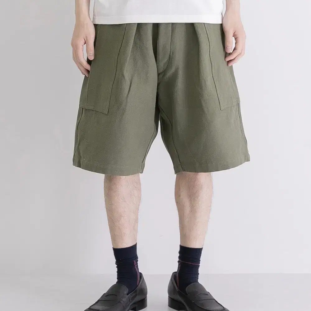 헤릴 Cargo shorts 카고 쇼츠 올리브, 카키 2사이즈 새제품