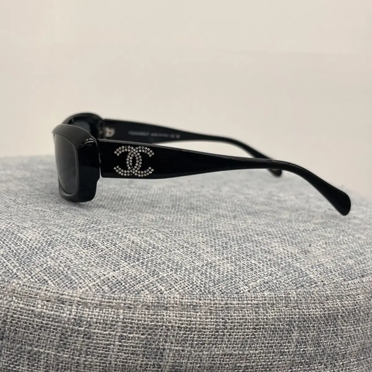 CHANEL 5095-B VINTAGE SUNGLASSES