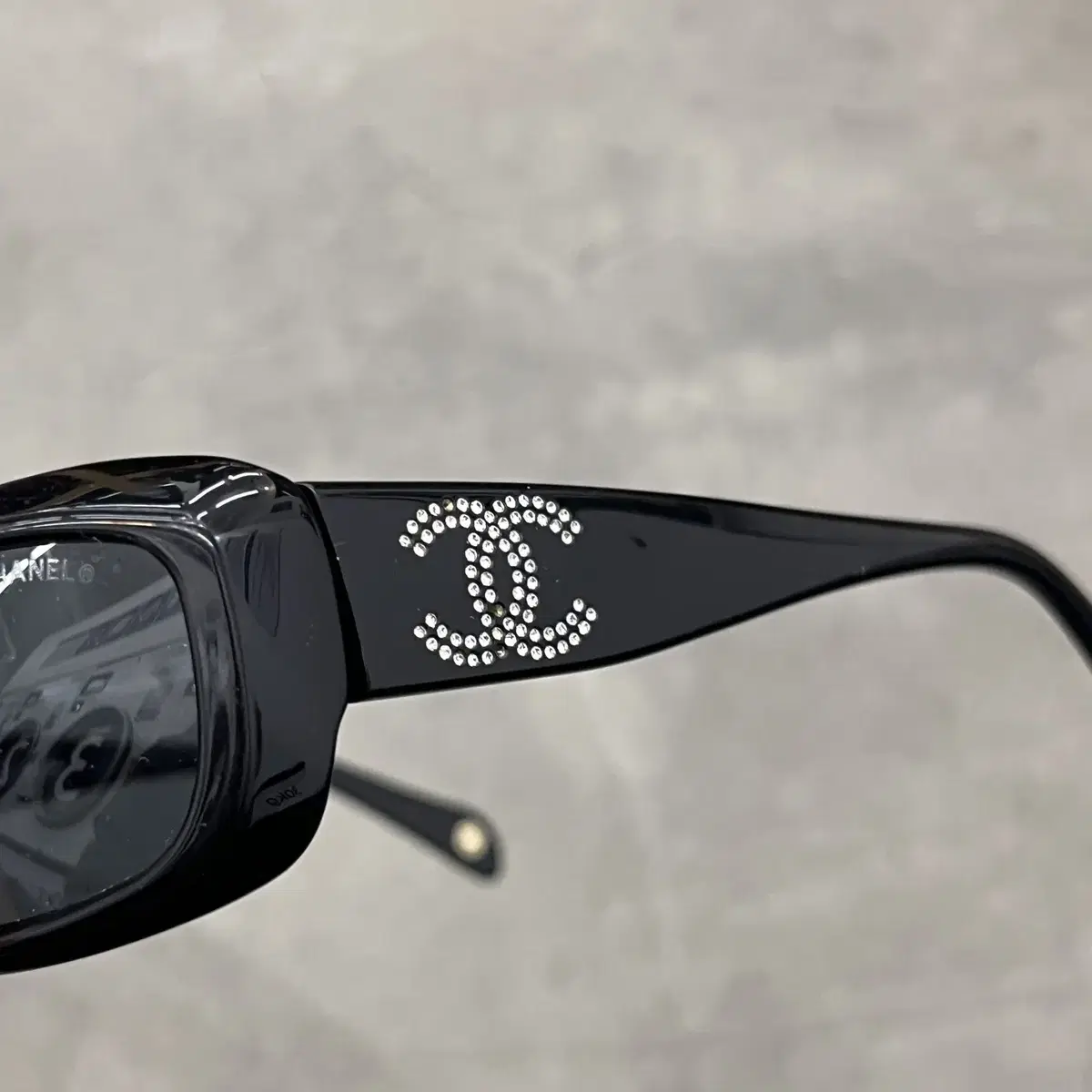 CHANEL 5095-B VINTAGE SUNGLASSES