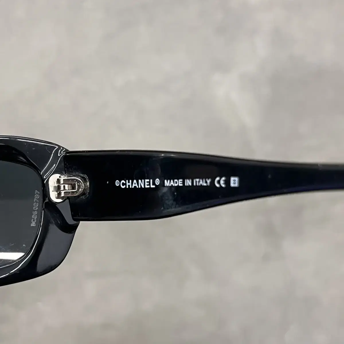 CHANEL 5095-B VINTAGE SUNGLASSES