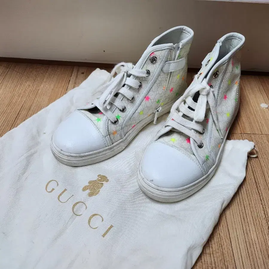 Gucci 어린이 하이넥  스니커즈  205mm eu33