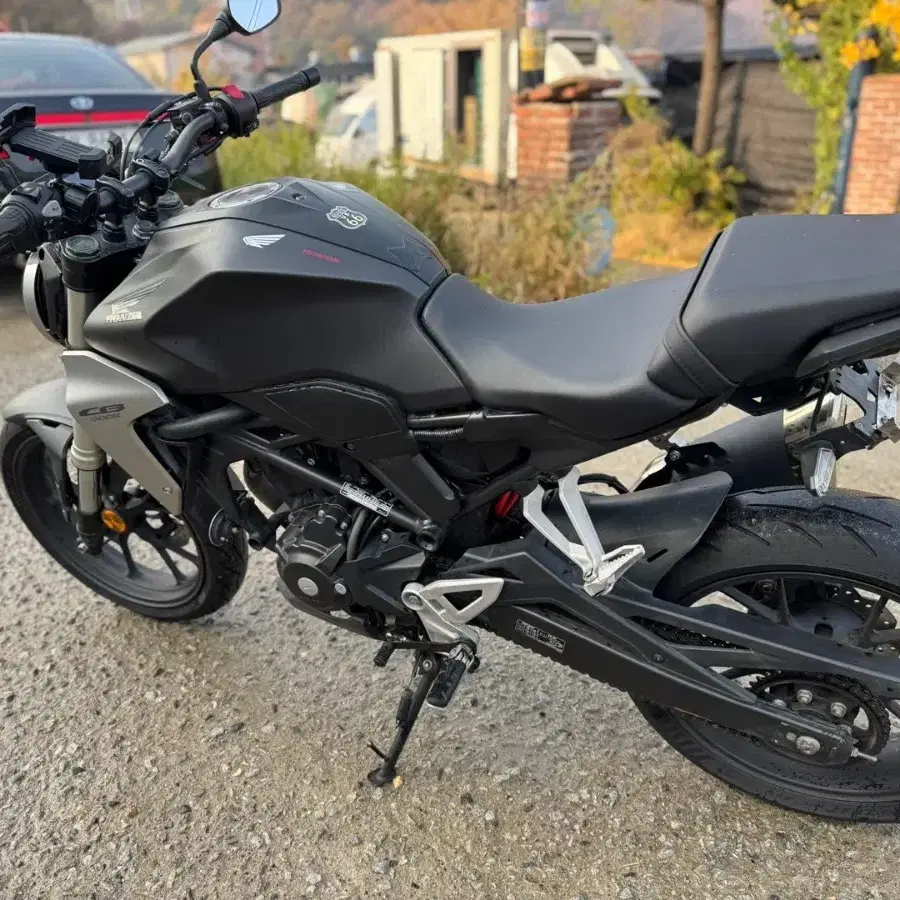 혼다 cb300r 19년형 abs 짧은키로수 판매합니다