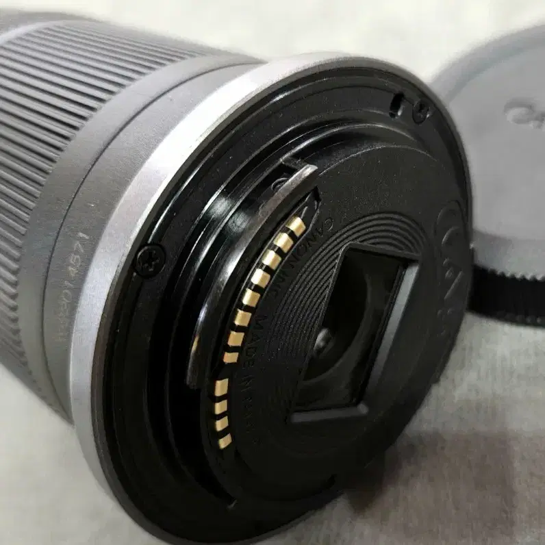 캐논 신품급 RF-S 55-210mm F5-7.1 IS STM 망원렌즈