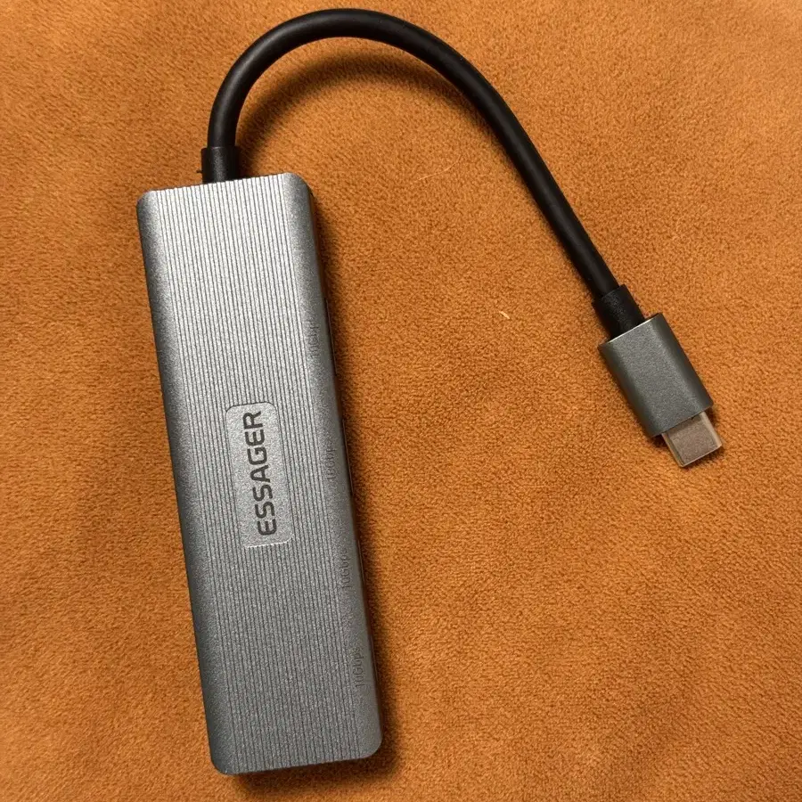 Essager USB 3.2 to 4포트 멀티 허브