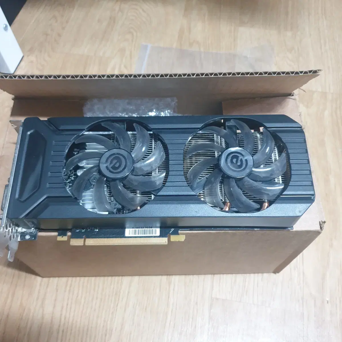 지포스 그래픽카드 gtx1060 6기가  싸게팔어유