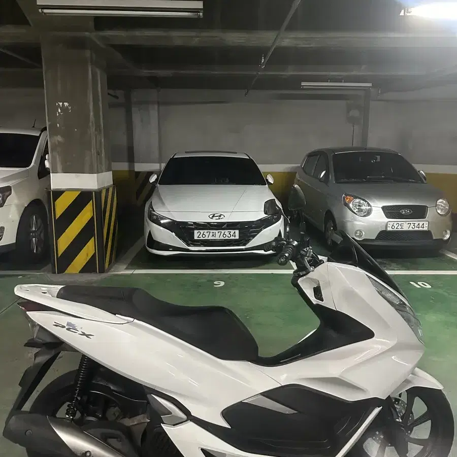 부산 pcx20년식 125cc 판매합니다