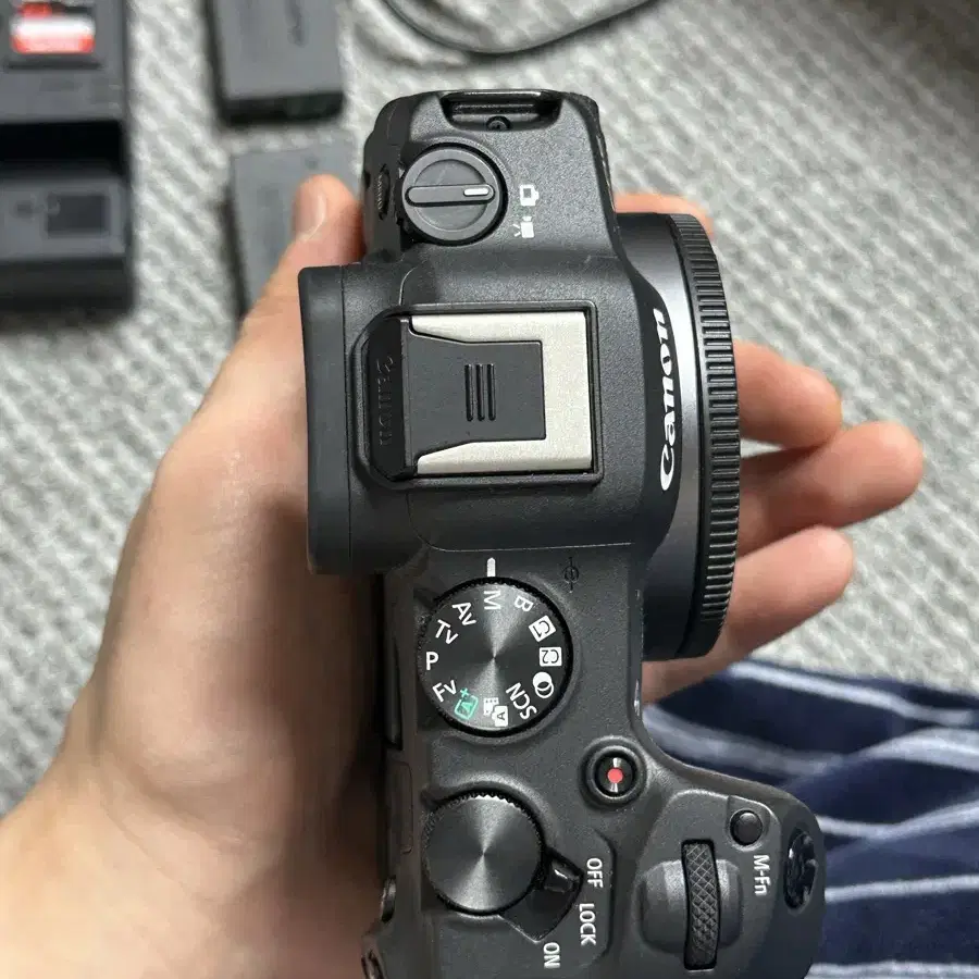 캐논 EOS R8