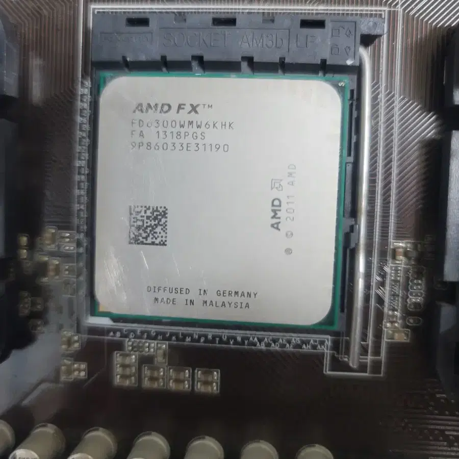 AMD FX-6300 +  ASUS M5A97 R2.0 + 16G RAM