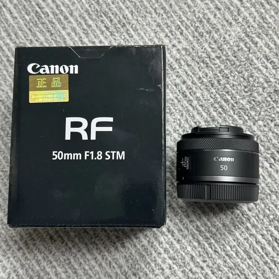 RF50mm F1.8