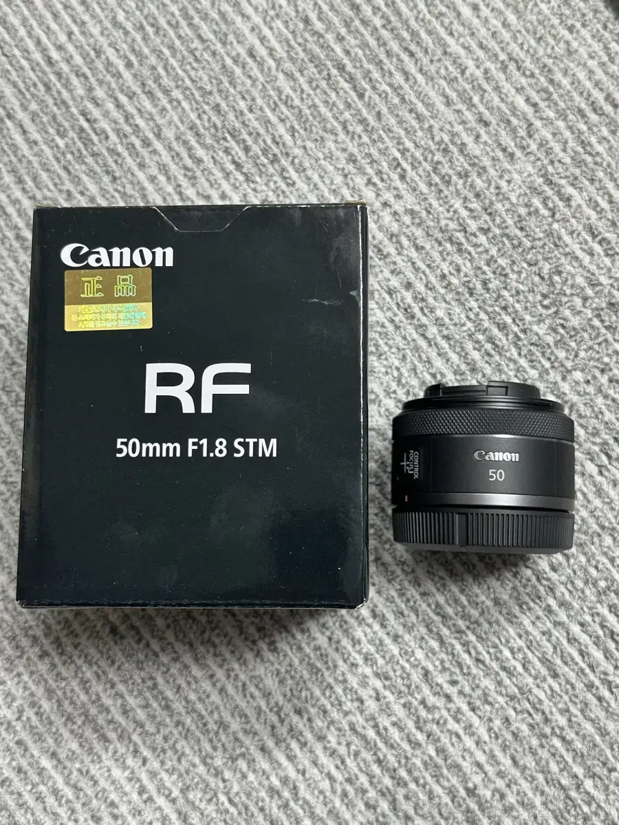 RF50mm F1.8