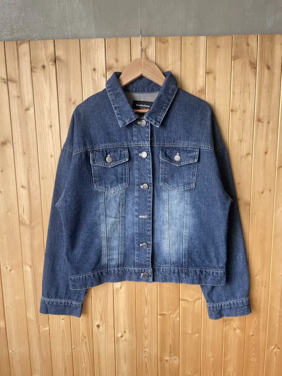 Double focus Denim Jacket