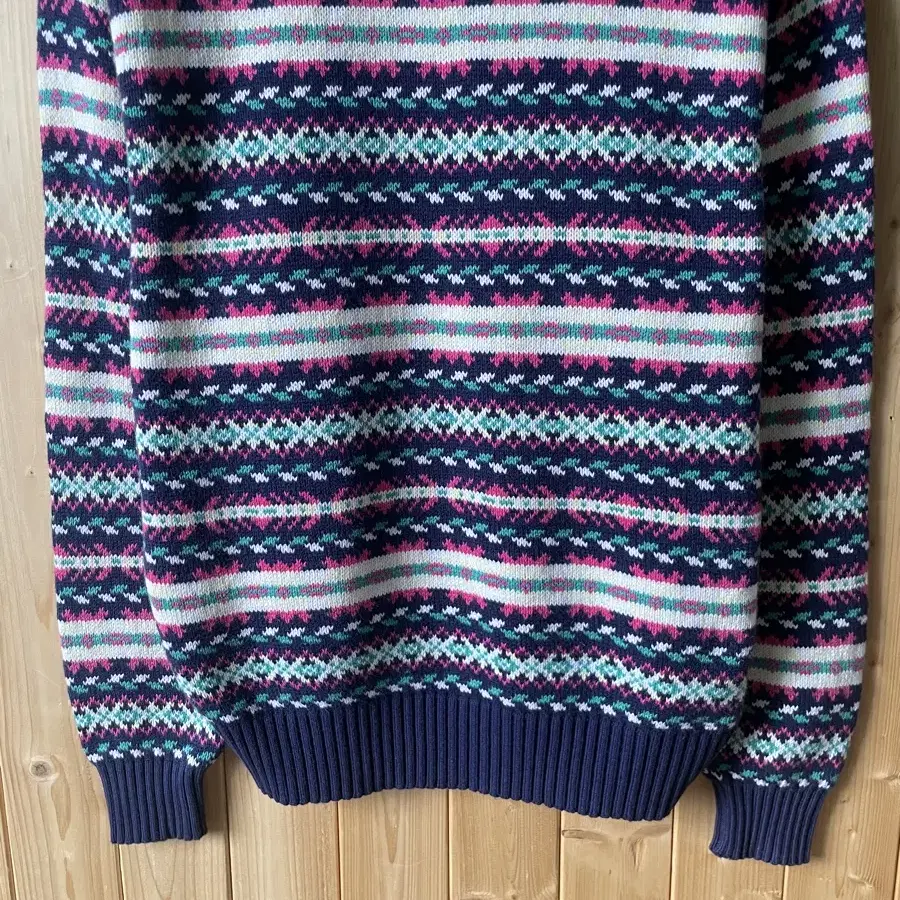 B.Parktom Kint Sweater