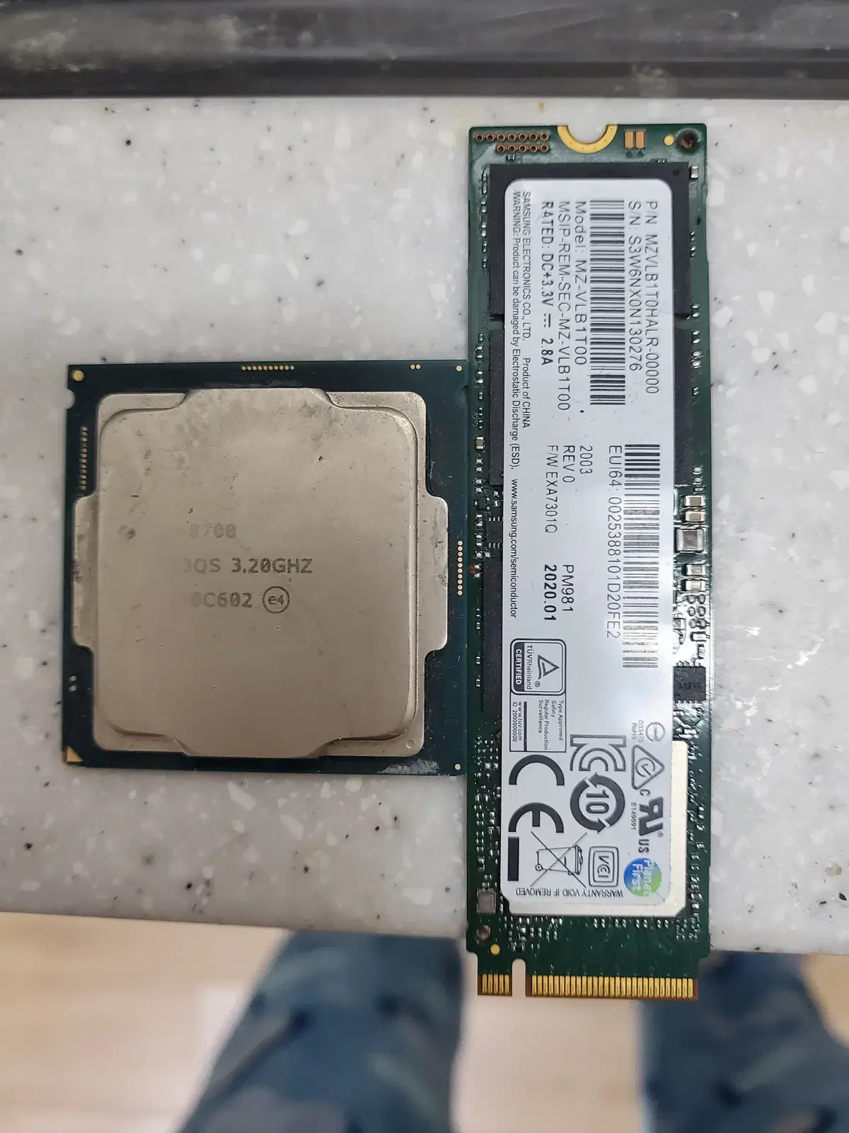 cpu i7-8700 삼성 m.2 1tb 부품