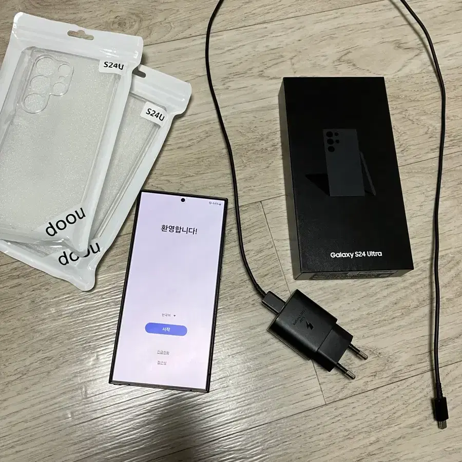 갤럭시 s24ultra (s24울트라) 256gb 블랙 판매합니다!