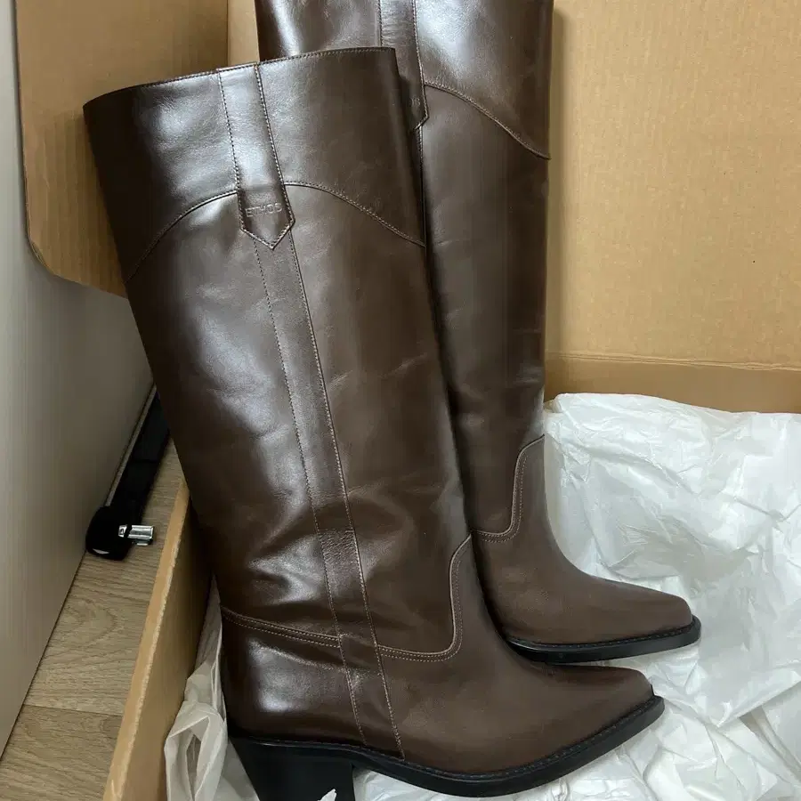 에토스 루미 부츠 255 ethos roomy boots