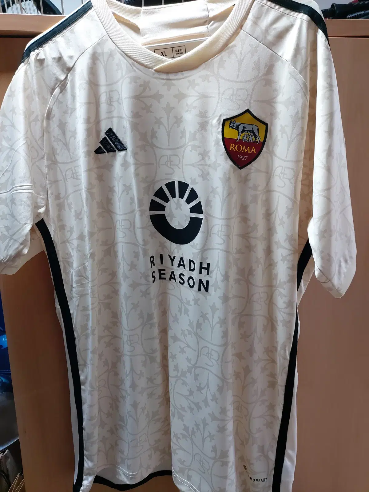 23-24 AS Roma Dybala Shirt Short Sleeve XL