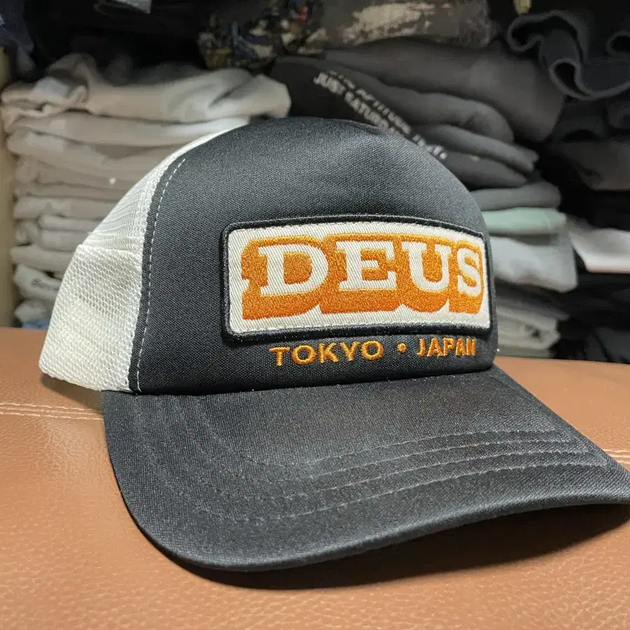 deus 데우스 메쉬캡