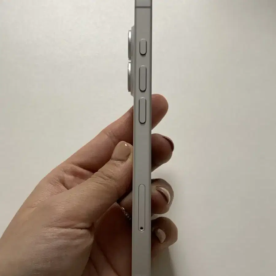 (자급제S급풀박)아이폰16화이트128기가/iphone16White128G